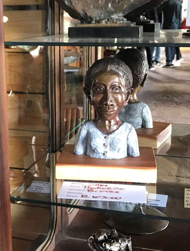 The Platform Gallery - a beautiful bust of an African woman